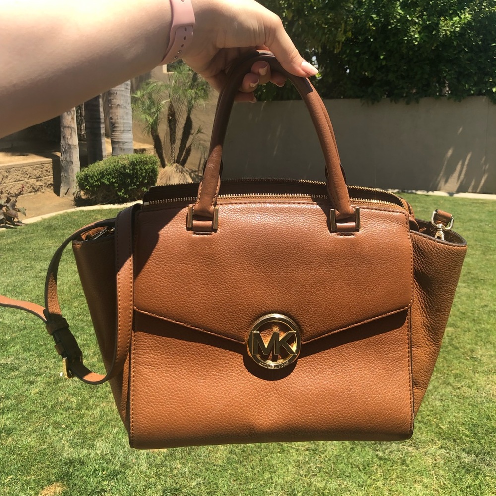 Michael Kors purse